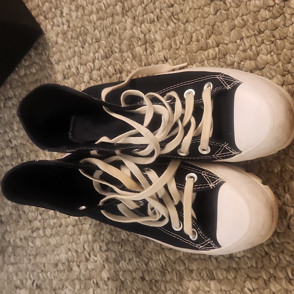 Converse  Chuck Taylor All Star Lugged Canvas sz 6